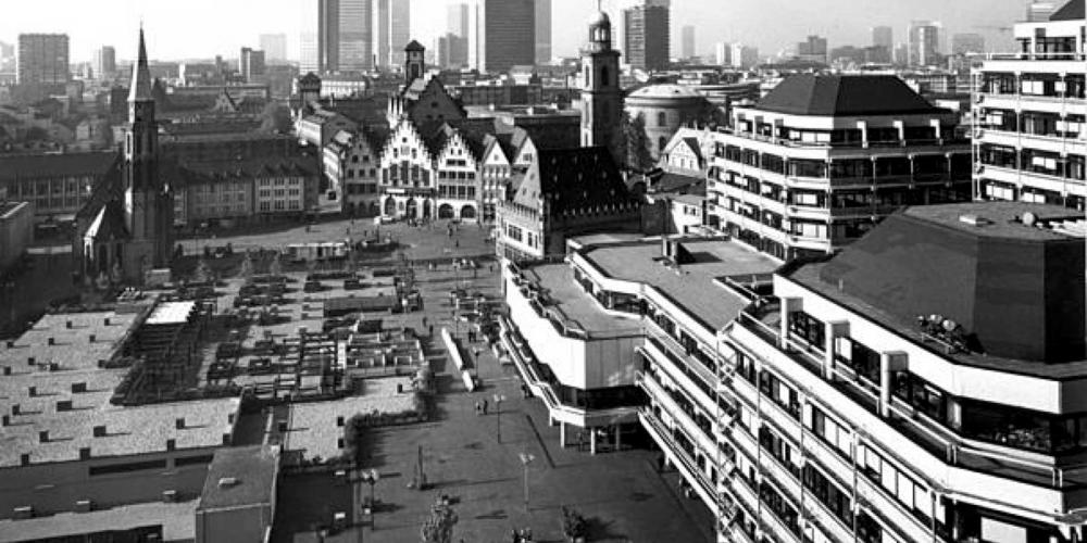 The Trauma of War and the Policies and Polities of Reconstruction: Aerial views of the old town of Frankfurt am Main before World War II, after destruction, and after its reconstruction in the 1970s and in 2018